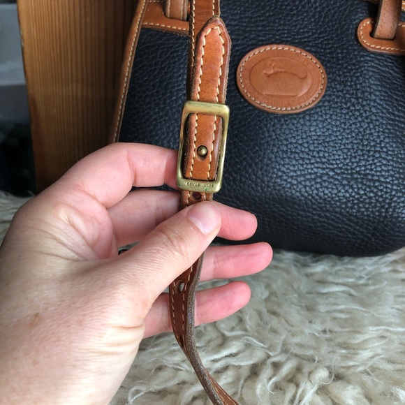 Vintage Crossbody Dooney & Burke Purse - Picture 8 of 11